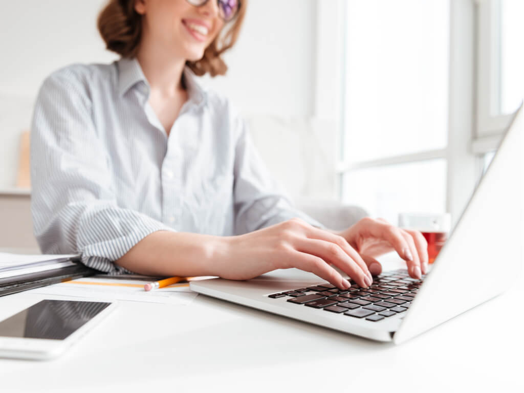 woman transcribing for market research